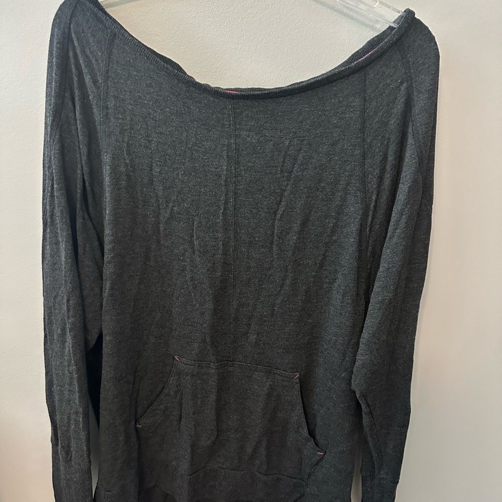 MPG Women's Charcoal Gray Top with pockets Large